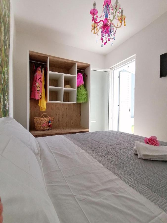 Retroscena Apartment In Centro Чивитанова-Марке Экстерьер фото