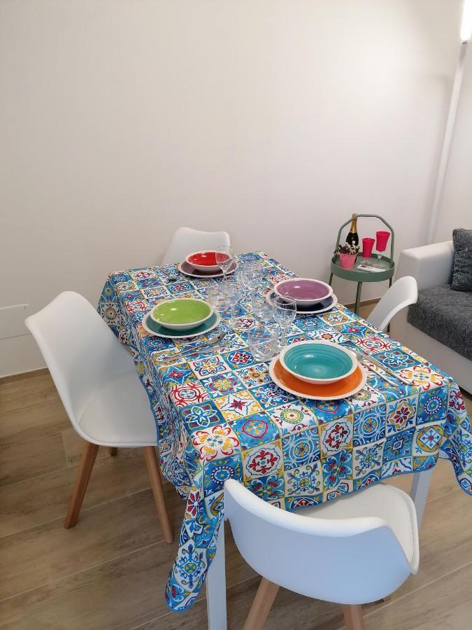 Retroscena Apartment In Centro Чивитанова-Марке Экстерьер фото