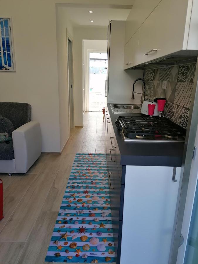 Retroscena Apartment In Centro Чивитанова-Марке Экстерьер фото